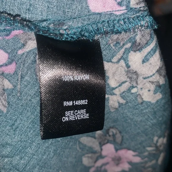 Torrid Floral Ruffle high/low Hem Skirt - Picture 6 of 8